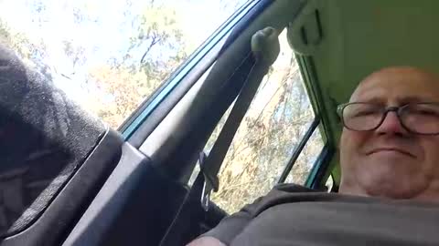 Easyin online show from October 11, 2025, 1:38 am