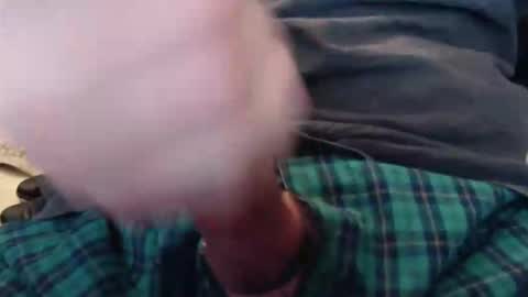 Snapshot of eat_a_peach2 chatting on May 12, 2026, 10:34 am eat_a_peach2 online show from May 12, 2026, 10:34 am