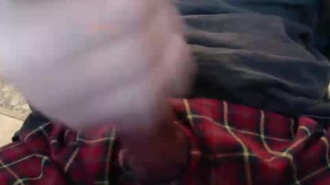 Snapshot of eat_a_peach2 chatting on May 16, 2026, 11:42 am eat_a_peach2 online show from May 16, 2026, 11:42 am