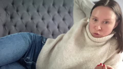 Snapshot of eatmypie69 chatting on January 23, 2025, 11:15 am Nadia Ferreira  online show from January 23, 2025, 11:15 am