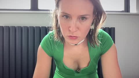 Snapshot of eatmypie69 chatting on October 18, 2025, 10:05 am Nadia Ferreira  online show from October 18, 2025, 10:05 am