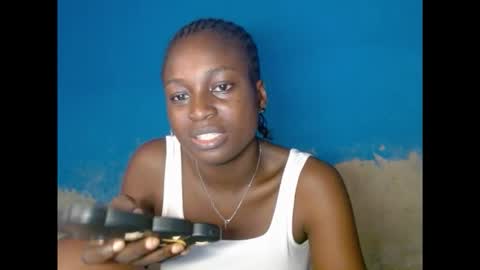 eatuupx online show from September 11, 2025, 3:01 pm