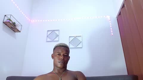 Chris Palaz  online show from December 28, 2024, 9:09 am