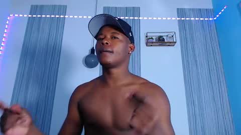 Chris Palaz  online show from December 22, 2025, 7:22 pm