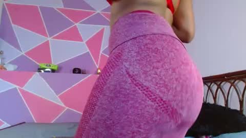 Snapshot of ebony_alika chatting on February 22, 2025, 4:51 pm Alika Ashanti online show from February 22, 2025, 4:51 pm