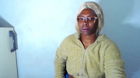 chayna smith online show from December 12, 2024, 3:43 am