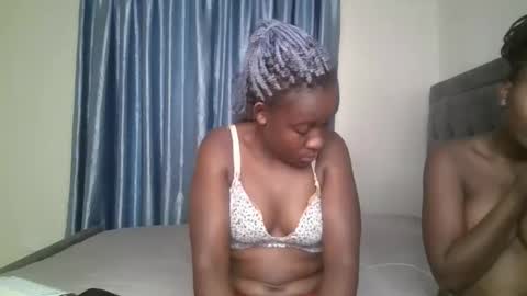 Snapshot of ebony_doll11 chatting on November 2, 2025, 5:32 am melons online show from November 2, 2025, 5:32 am
