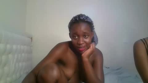 Snapshot of ebony_doll11 chatting on November 14, 2025, 1:04 am melons online show from November 14, 2025, 1:04 am