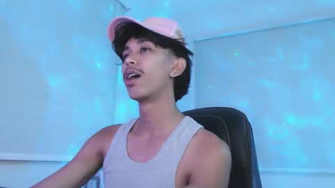 ebony_fuckboy online show from November 4, 2025, 5:01 pm