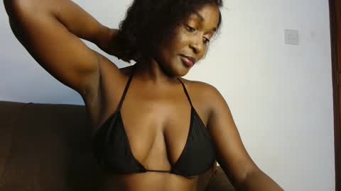 ebony online show from October 22, 2025, 10:53 pm