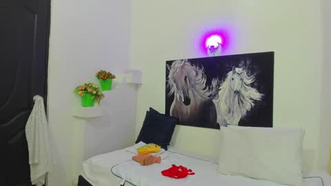 Snapshot of ebony_katterin chatting on January 4, 2025, 7:02 pm ebony_katterin online show from January 4, 2025, 7:02 pm
