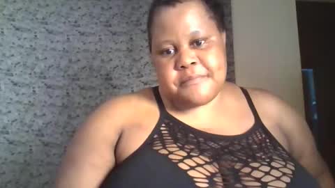 ebony_magixs online show from September 16, 2025, 9:27 pm