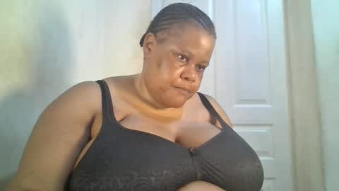 ebony_magixs online show from September 24, 2025, 10:24 pm