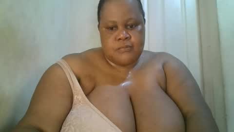 ebony_magixs online show from September 25, 2025, 3:49 pm