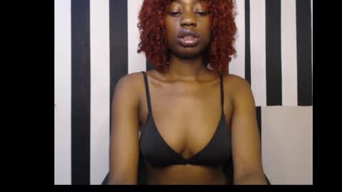 Ella online show from September 29, 2025, 12:10 pm