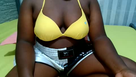 Snapshot of ebony_sabrina chatting on May 28, 2026, 8:11 am Sabrina online show from May 28, 2026, 8:11 am