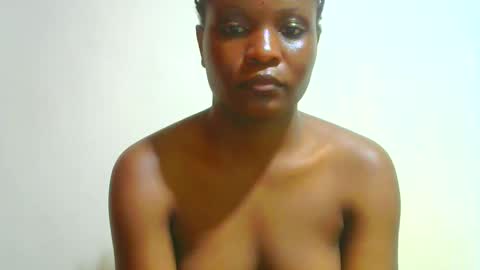 Snapshot of ebony_shan_ chatting on October 26, 2025, 1:55 am Shanny online show from October 26, 2025, 1:55 am
