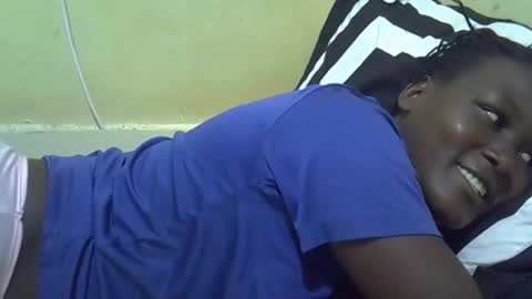 Snapshot of ebony_vanillah chatting on February 6, 2026, 4:54 pm ebony_vanillah online show from February 6, 2026, 4:54 pm