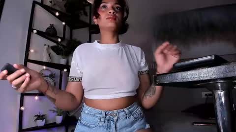 Anna  online show from March 3, 2025, 7:17 pm