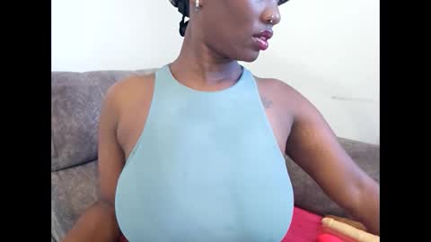 Snapshot of ebonycandymelani chatting on September 26, 2025, 11:14 am Ebony Melanie online show from September 26, 2025, 11:14 am