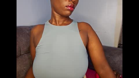 Ebony Melanie online show from November 17, 2025, 9:20 pm