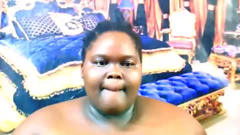 ebonyhotbuns4u2luv online show from March 10, 2025, 5:43 am