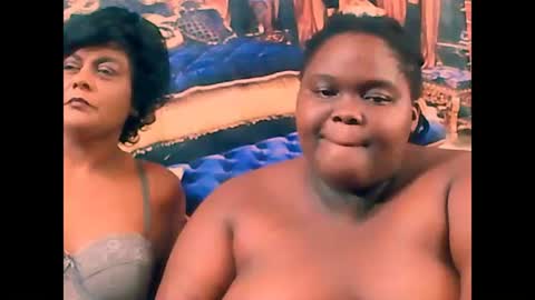 ebonyhotbuns4u2luv online show from March 12, 2025, 9:02 am