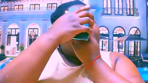 ebonyhotbuns4u2luv online show from October 14, 2025, 7:14 pm