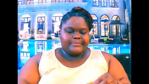 ebonyhotbuns4u2luv online show from February 1, 2026, 7:23 pm