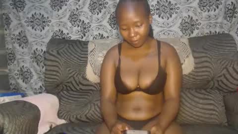 Snapshot of ebonymilf1 chatting on December 14, 2025, 11:09 pm Tee online show from December 14, 2025, 11:09 pm