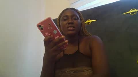 ebonyvd online show from April 5, 2026, 2:47 pm