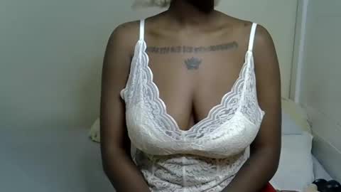Snapshot of ebonyy_noir chatting on March 7, 2026, 1:08 pm ebonyy_noir online show from March 7, 2026, 1:08 pm