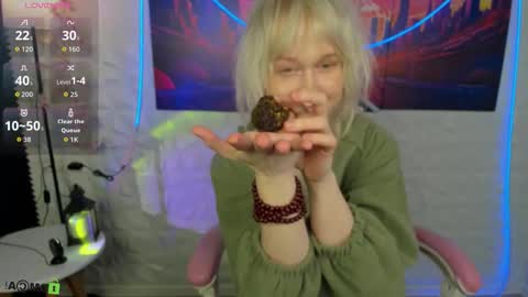 eclipse auralis online show from November 30, 2025, 9:35 am