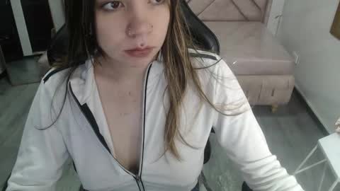 Snapshot of eco_deluna_v chatting on February 27, 2026, 2:28 pm Hi Stream 800am to 200pm online show from February 27, 2026, 2:28 pm