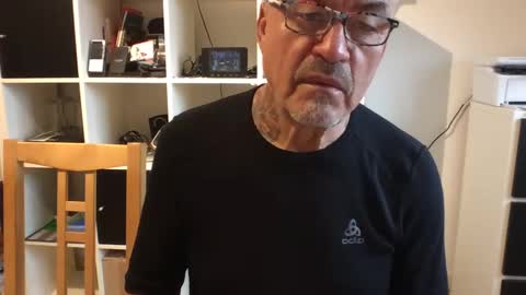 Snapshot of eddelmar chatting on January 8, 2025, 12:47 pm eddelmar online show from January 8, 2025, 12:47 pm