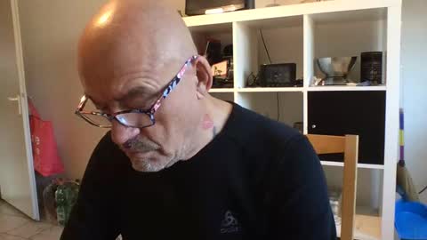 Snapshot of eddelmar chatting on January 18, 2025, 12:57 pm eddelmar online show from January 18, 2025, 12:57 pm