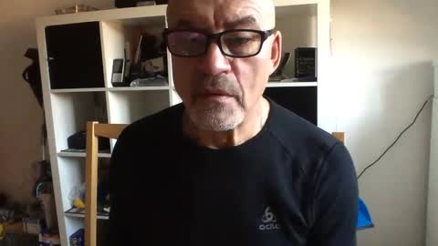 Snapshot of eddelmar chatting on March 3, 2025, 4:24 pm eddelmar online show from March 3, 2025, 4:24 pm