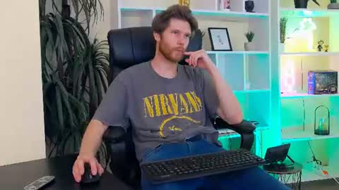 eddie_baker online show from June 8, 2026, 10:32 pm