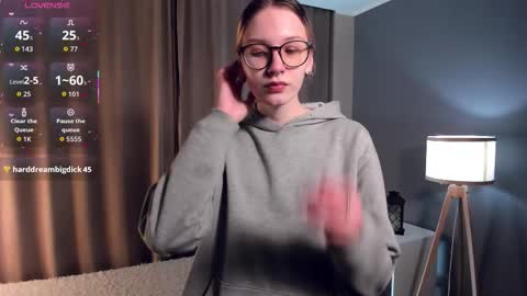 Nikki online show from January 17, 2026, 1:10 am