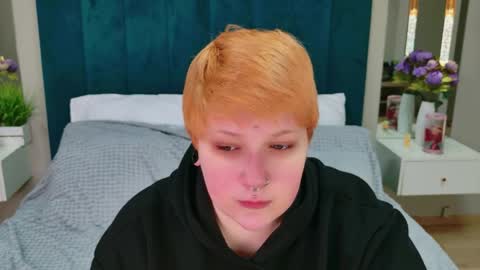 ednadavis online show from April 26, 2026, 7:17 am