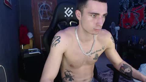 Eduar online show from December 21, 2024, 2:26 pm