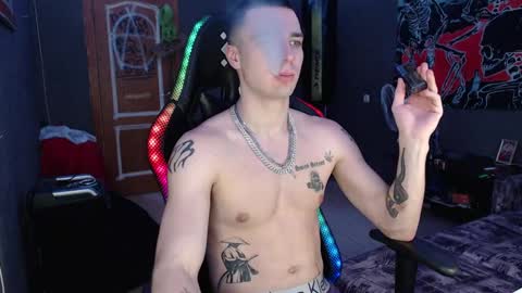 Eduar online show from January 13, 2025, 3:36 pm