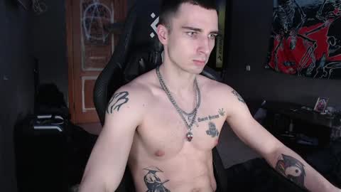 Snapshot of eduard_loveee chatting on April 23, 2026, 1:13 pm Eduar online show from April 23, 2026, 1:13 pm