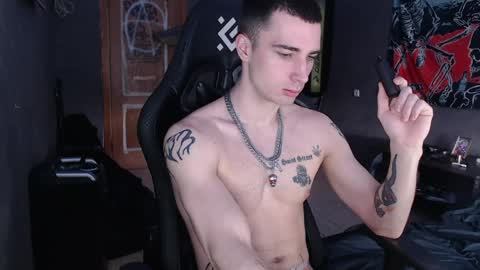Snapshot of eduard_loveee chatting on April 24, 2026, 9:56 am Eduar online show from April 24, 2026, 9:56 am