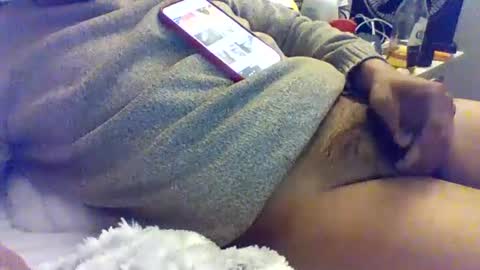 Snapshot of eduardo0084 chatting on March 7, 2025, 5:29 am eduardo0084 online show from March 7, 2025, 5:29 am