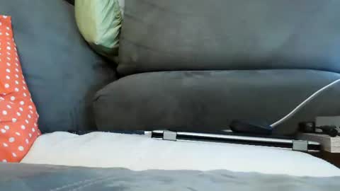 eduardo8inch online show from October 17, 2025, 10:23 pm