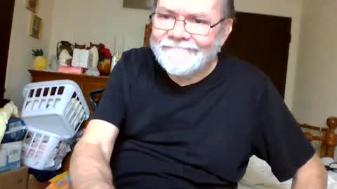 Snapshot of edwalters chatting on January 5, 2026, 5:27 pm Eddie online show from January 5, 2026, 5:27 pm