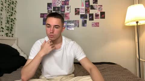 edwarddzhekson online show from November 2, 2025, 2:52 pm