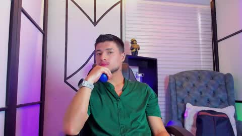 Edward Ross online show from September 15, 2025, 7:03 pm