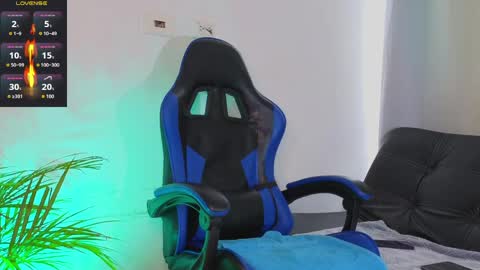 Edward Ross online show from April 1, 2026, 9:34 pm